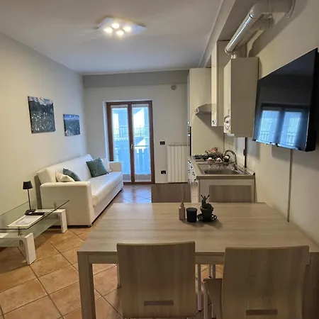 Panoramico Di Manenti Andrea Appartamento Oltre il Colle